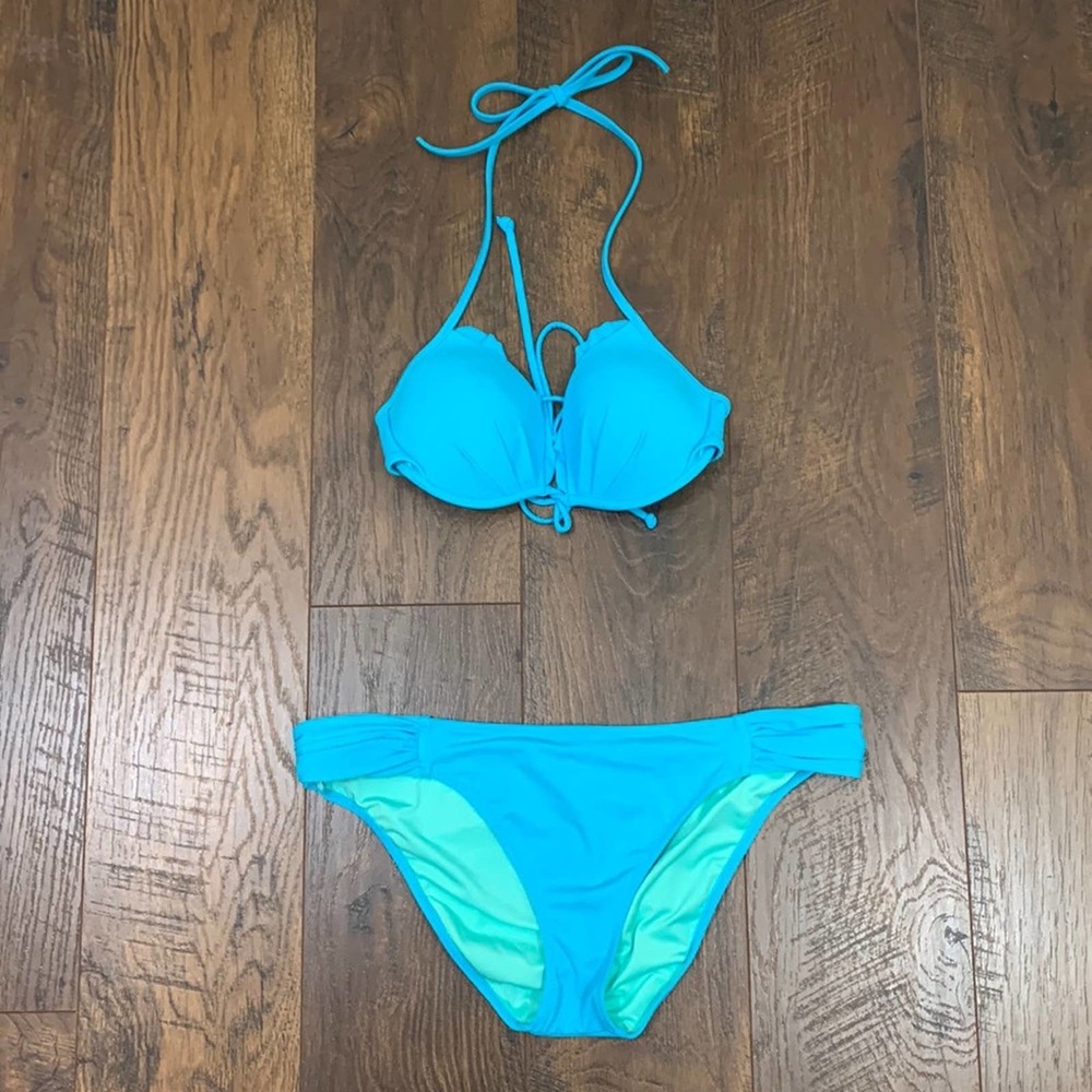 Victoria’s Secret Push-up Aqua Blue String 2 Piece Bikini Bathing Suit